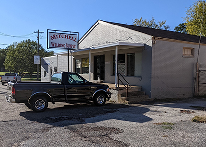 Mitchell Welding Supply storefront in Henderson, TX